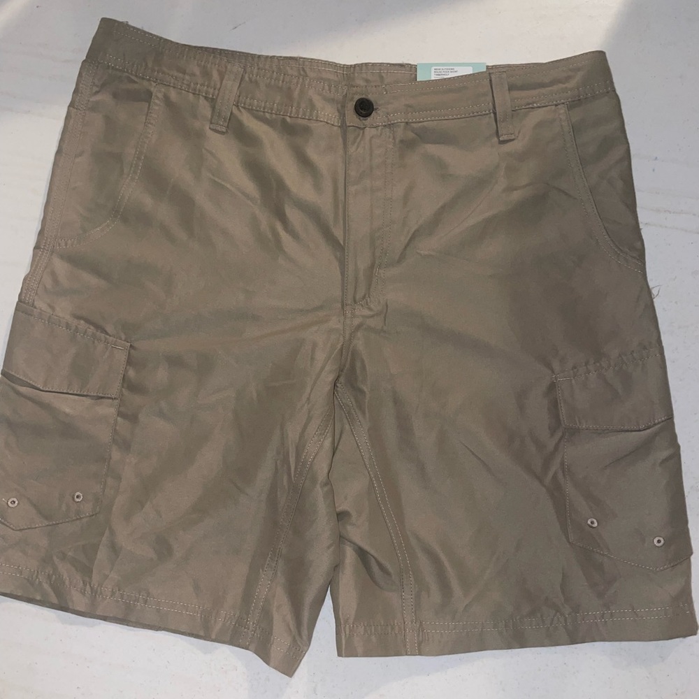 Tan Magellan shorts size 34